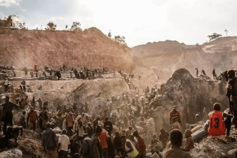 An aerial view of a coltan mine in Rubaya, North Kivu. More than 200 people were killed this week in a collapse at the Rubaya coltan mine in eastern Democratic Republic of Congo, officials said. Photograph: Sylvain Liechti/MONUSCO/wiki commons