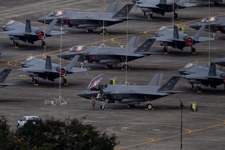 F-35 fighter jets | Eva Marie Uzcategui/Reuters