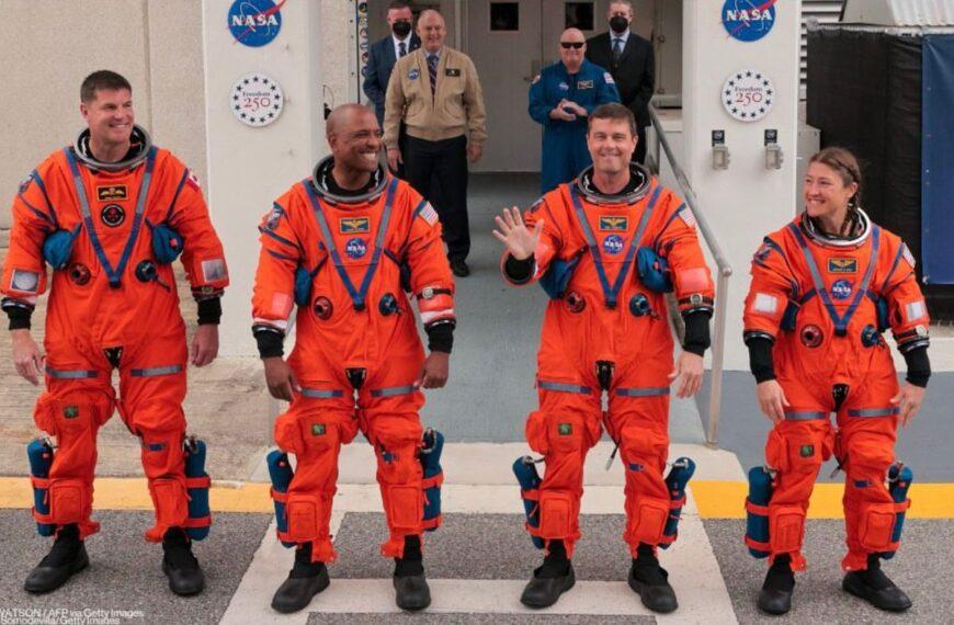 Reid Wiseman, Victor Glover, Jeremy Hansen and Christina Koch have departed to the moon