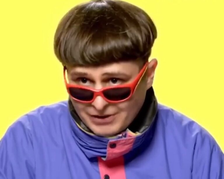 Remembering Oliver Tree: How a Troubled Teen Became One of Music’s Most Unique Voices Oliver Tree during a Q&A interview with Genius in 2019